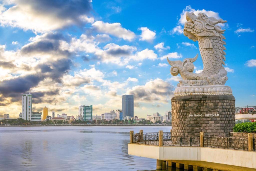 ブルー ビーチ ホテル ダナン ダナン市 エクステリア 写真